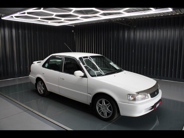 BUY TOYOTA COROLLA 2001 RXI, Struben Street Motors