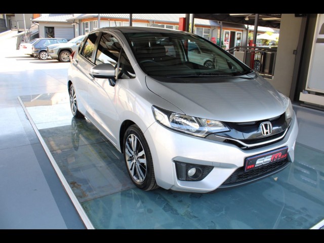 BUY HONDA JAZZ 2017 1.5 DYNAMIC CVT, Struben Street Motors