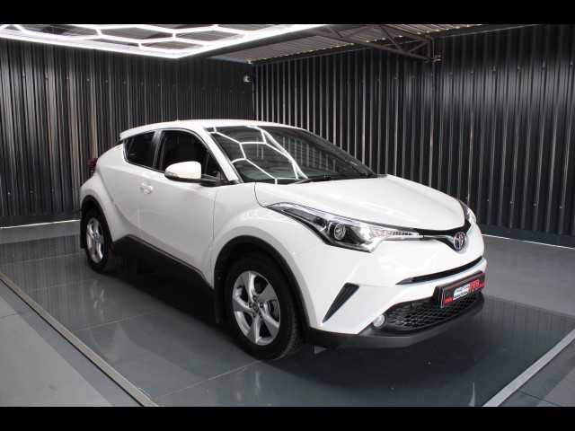 BUY TOYOTA C-HR 2017 1.2T PLUS, Struben Street Motors