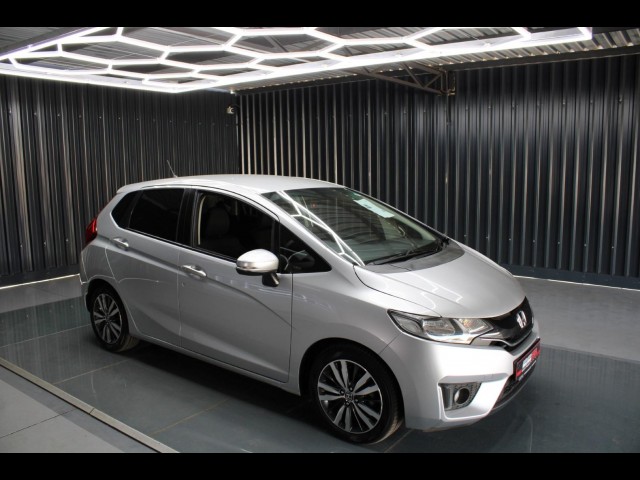 BUY HONDA JAZZ 2017 1.5 DYNAMIC AUTO ONLY 131952KM FSH, Struben Street Motors