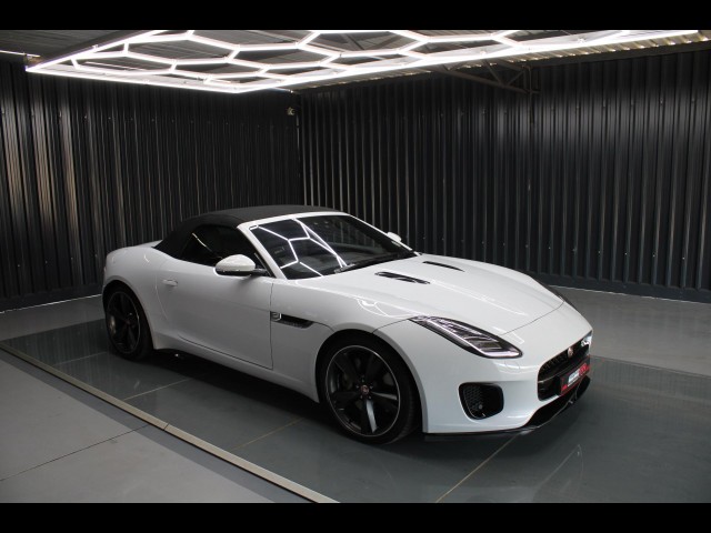 BUY JAGUAR F-TYPE 2018 2.0I4 CONVERT R-DYNAMIC A/T ONLY 33636KM FSH, Struben Street Motors