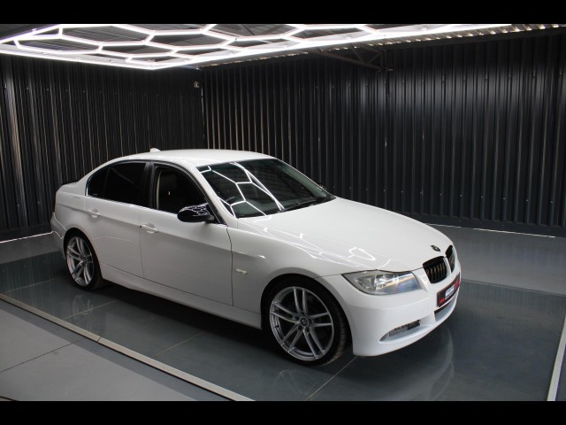 BUY BMW 3 SERIES 2008 330D (E90) MANUAL ONLY 159580KM, Struben Street Motors