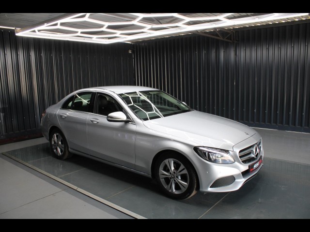 BUY MERCEDES-BENZ C-CLASS 2017 C180 A/T ONLY 75157KM FSH, Struben Street Motors