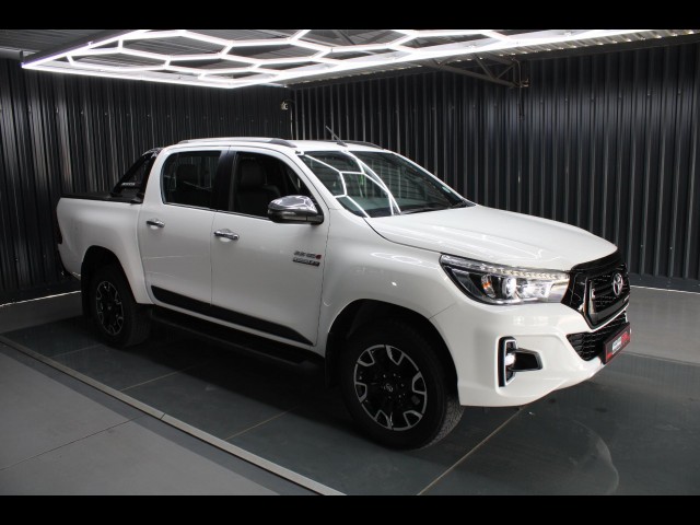 BUY TOYOTA HILUX 2020 2.8 GD-6 RB LEGEND 50 A/T P/U D/C ONLY 34801KM FSH, Struben Street Motors