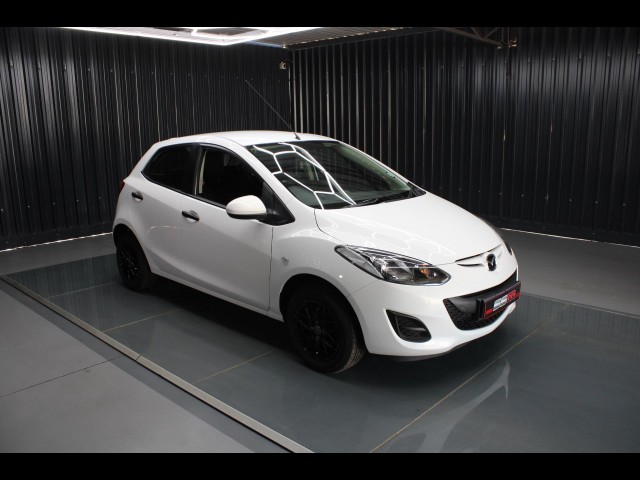 BUY MAZDA MAZDA 2 2015 MAZDA2 1.3 ACTIVE 5DR 54070KM, Struben Street Motors