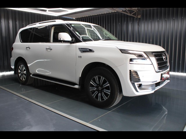 BUY NISSAN PATROL 2024 5.6 V8 LE PREMIUM, Struben Street Motors