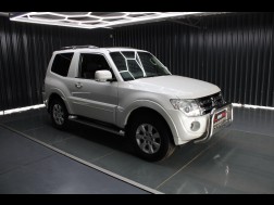 2014 Mitsubishi Pajero