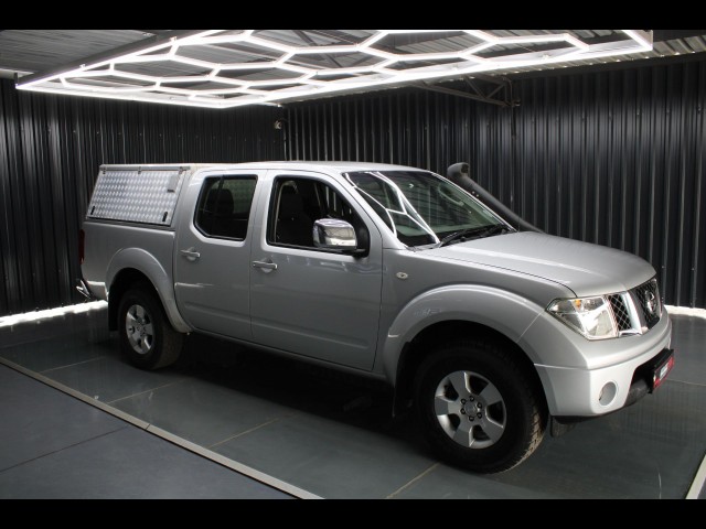 BUY NISSAN NAVARA 2014 2.5 DCI XE 4X4 P/U D/C, Struben Street Motors