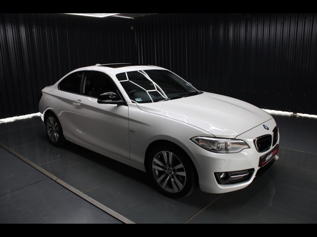 BUY BMW 2 SERIES 2016 220I SPORT LINE A/T(F22), Struben Street Motors