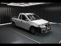 2020 Nissan Np200