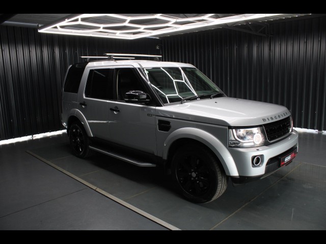 BUY LAND ROVER DISCOVERY 2015 4 3.0 TD/SD V6 SE, Struben Street Motors