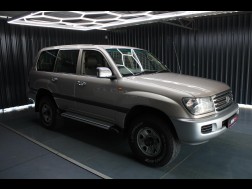 2003 Toyota Land Cruiser